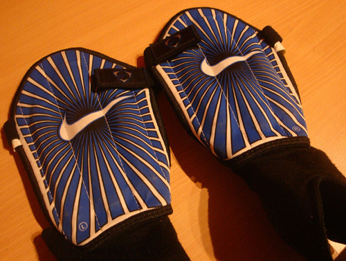 Canilleras Nike Protective Fit (2005/06)