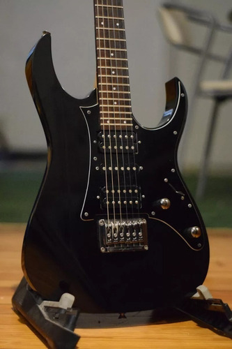 Ibanez Prestige Japfender Musicman Yamaha Squier Schecter 