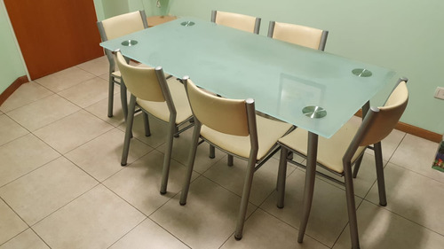 Juego De Comedor Mesa De Vidrio Y 6 Sillas Caño Ecocuero