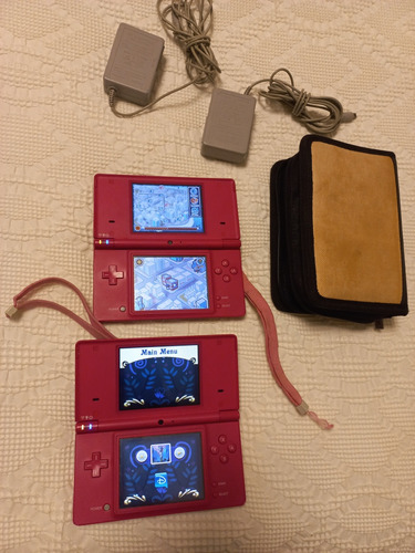 Nintendo Ds , 2 Aparelhos  E 1 Estojo