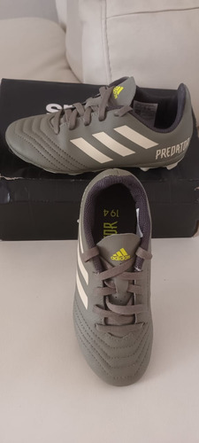 adidas, Predator 19.4 Fxg J, Multiterreno. Talla 29. 