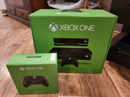 Console Microsoft Xbox One 500gb Com 2 Controles Originais