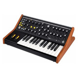 Moog Subsequent 25