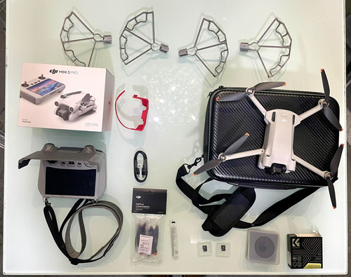 Drone Dji Mini 3 Pro Controle Com Tela 4k 8hs Voou Semi-novo