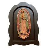 Virgen De Guadalupe Mediana En Marco Chocolate De 20x30 Cm Color Verde