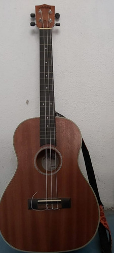 Ukulele Tenor Acustico