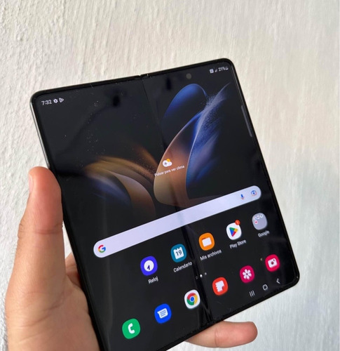 Samsung Galaxy Z Fold 4