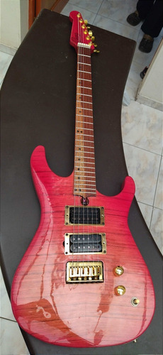 Guitarra Luthier Leoz Darck Pink Custom Gold