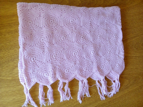 Pie De Cama A Crochet Color Rosa Medidas 1mlar  Por 78 Anch