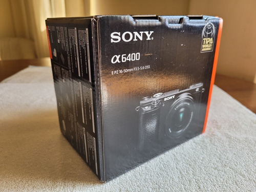 Câmera Sony Alpha 6400 A6400 C/ Lente 16-55mm Só 111 Clicks 