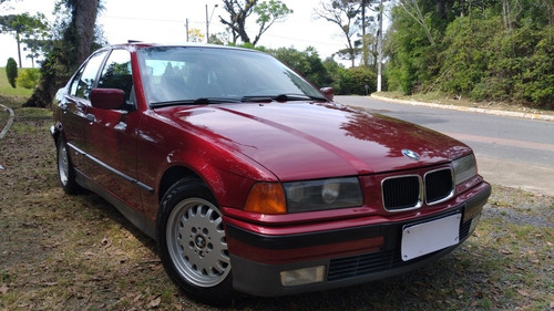 BMW 325I REGINA IMPORTADA