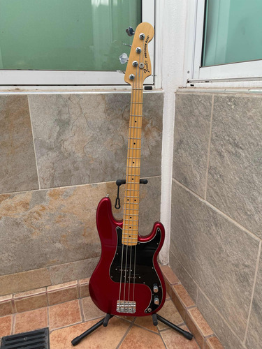Fender American Special   Precision Bass