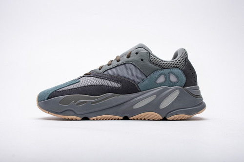 Yeezy Boost  700 Teal Blue Leia A Descrição