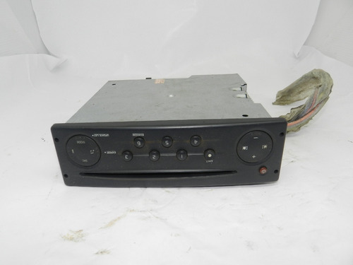 Rádio Cd Player Mp3 Am/fm Renault Scenic 99/12 8200467807t