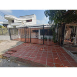 Casa En Arriendo En Barranquilla Paraíso. Cod 110656
