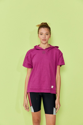 Remera Over Hoodie Umbro X Des Magenta Mujer Desiderata