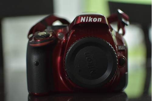 Nikon D5200 Dslr Color  Rojo