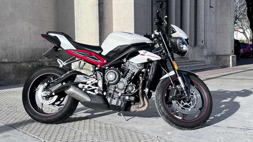  Moto Triumph Street Triple 765 R