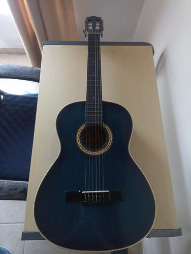 Guitarra Acústica Criolla Color Azul Usado +  Estuche Negro