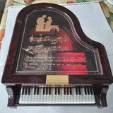 Caja Musical Piano Exelente