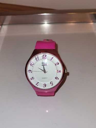 Reloj Tommy Hilfiger. Rosa. Impecable! 