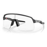 Óculos De Sol Oakley Sutro Lite Clear To Black Photochromic