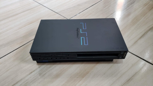 Playstation 2 Fat Só O Console Sem Nada Liga Mas Sem Imagem E A Gaveta Não Abre. B2