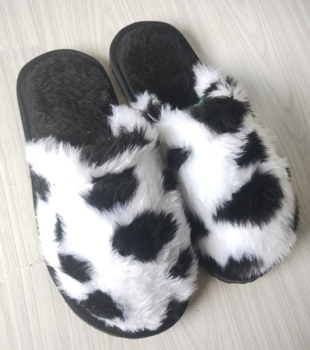 Pantufa De Pelúcia Unissex Adulto E Infantil Confortável