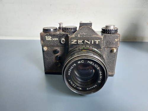 Antiga Maquina Fotográfica Da Ussr Zenit 12 Xp No Estado