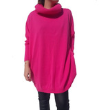 Maxi Sweater Over Size Con Cuello Amplio Largo. Negro Fucsia