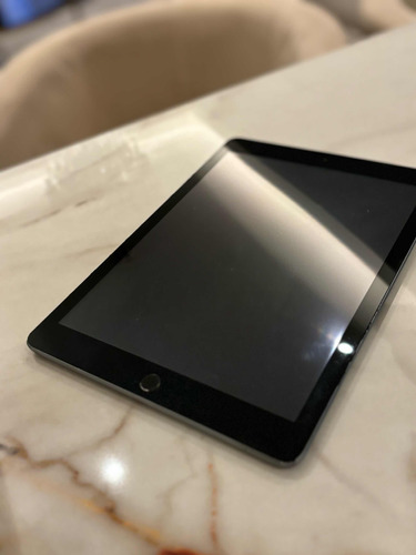 iPad  Apple 6th Generation 32gb Negra Buen Estado