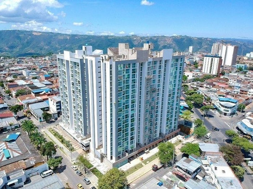 Grand Boulevard Apartamento Como Nuevo 