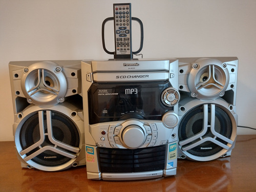 Equipo De Música Panasonic 5 Cd+ Mp3