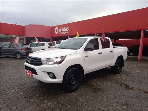 TOYOTA HILUX 2.8 STD 4X4 CD 16V DIESEL 4P MANUAL