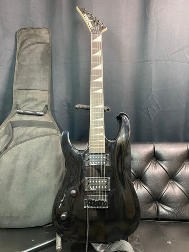 Guitarra Eléctrica Jackson Zurda Seminueva