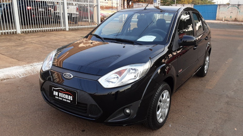FIESTA SEDAN 1.6 FLEX 2013, ÚNICA DONA, KM BAIXO