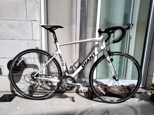 Bicicleta Giant Defy 2015