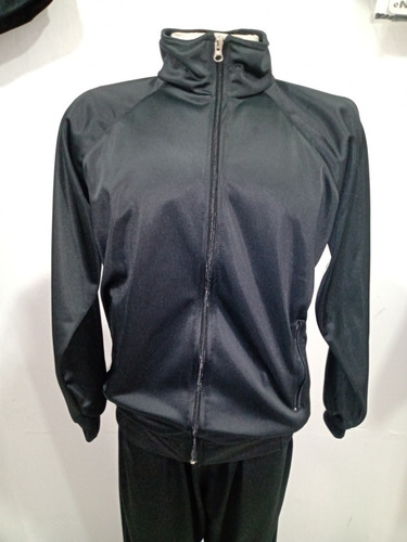 Campera Deportiva De  Acetato Con Cierre En Costado S Al Xl.