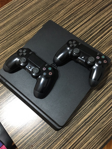 Playstation 4 1tb, 2 Josticks Y 13 Juegos- Leer Descripción