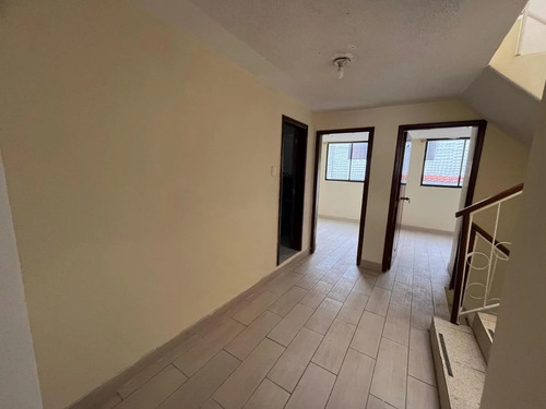 Casa En Anticresis $15.000 Negociable - Imagen 4