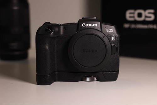 Canon Rp + Lente Rf 24-240mm
