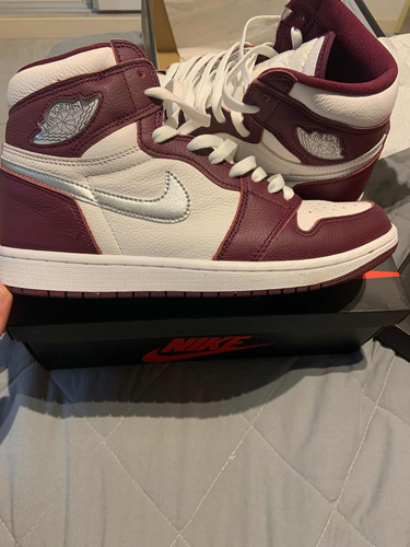 Air Jordan 1 High Og Bordeaux 9.5 - Vnds