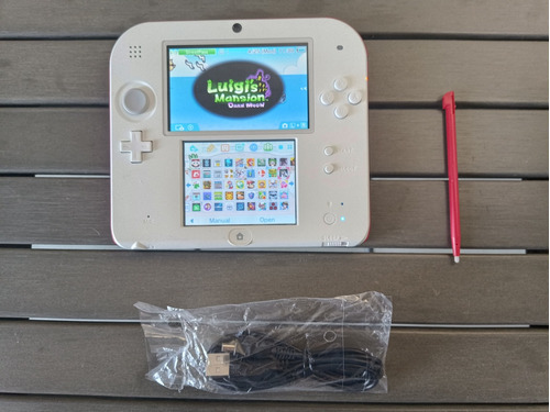 Nintendo 2ds Liberada Con +40 Juegos Y Tienda Virtual