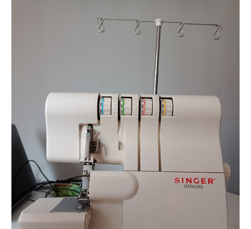 Maquina Overlock Sirger, Ultralock