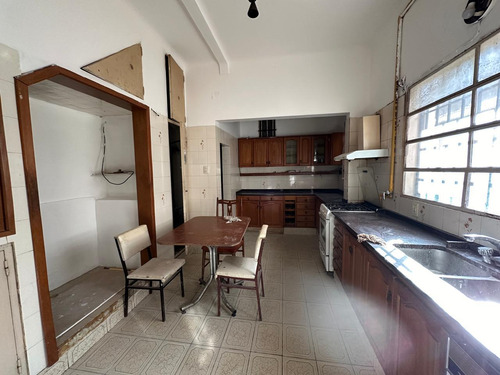 Casa En Venta De 4 Dormitorios Centro Rosario