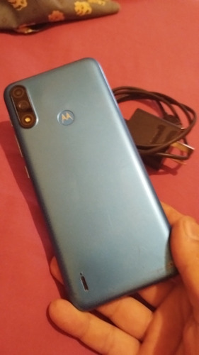 Celular Motorola E7i