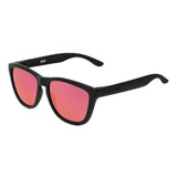 Anteojos De Sol Polarizados Hawkers Lifestyle One One Size, Diseño Polarized Black Ruby Con Marco De Nailon Tr90 Color Negro Mate, Lente Roja De Bio Tac Espejada, Varilla Negra Mate De Nailon Tr90 - O