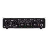 Behringer Umc-204hd U-phoria Interface 2 Entradas 4 Salid Color Negro