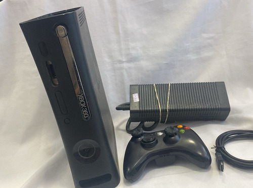 Xbox 360 Arcade X360 Microsoft Completo + 1 Jogo