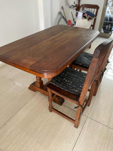 Mesa De Algarrobo Macizo Con 6 Sillas. Como Nuevo. Lanus